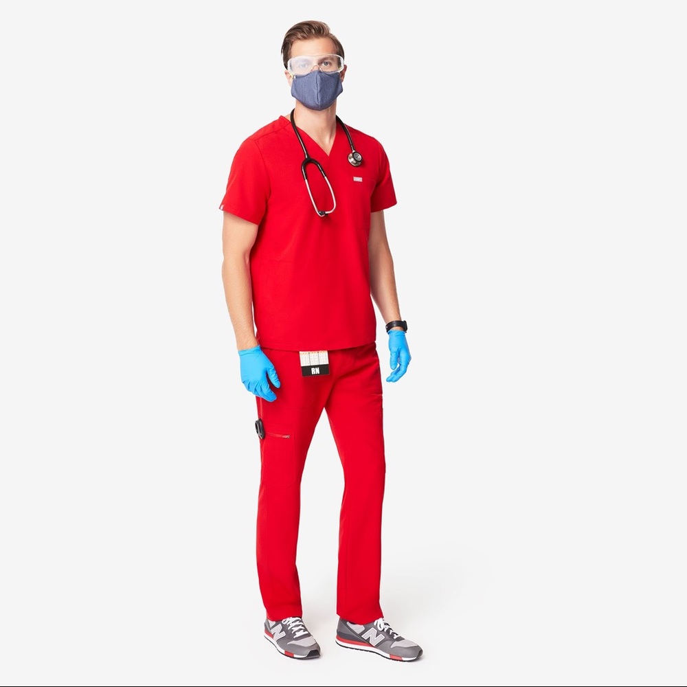MENS LARGE FIGS SCRUB RED SET